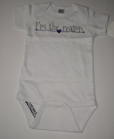 Personalized baby boy or girl onesie - Picture 3 of 13